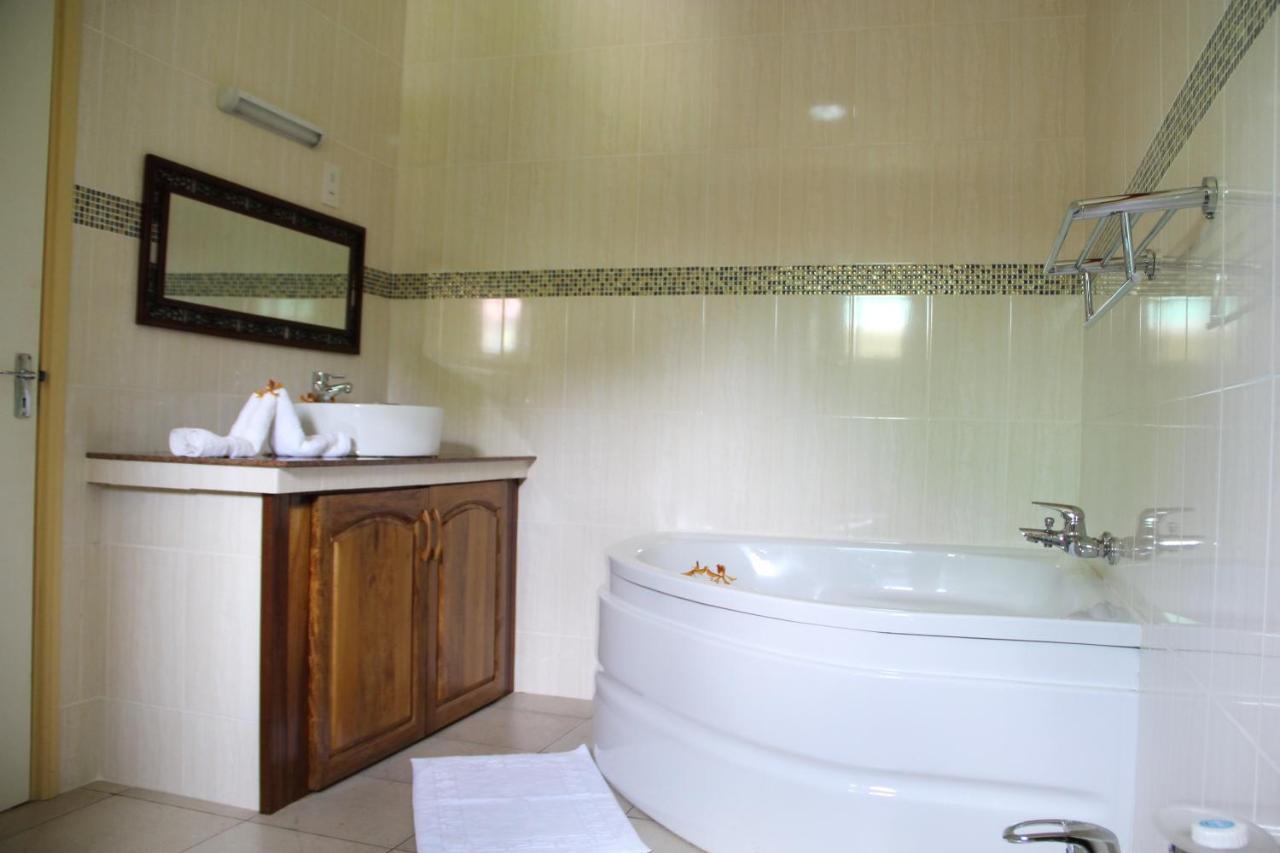 Hostellerie 라디게 외부 사진